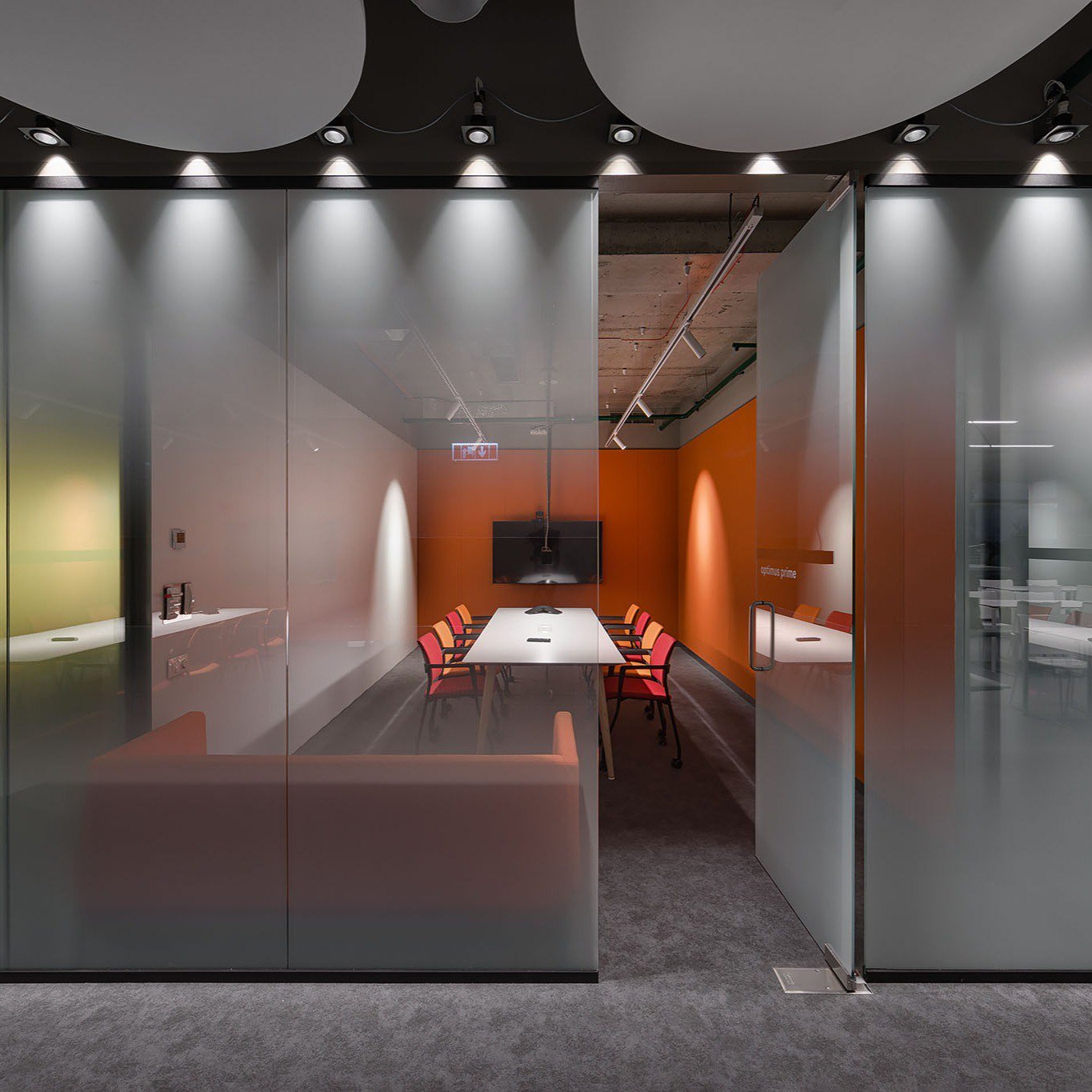 Frameless glass railing installation